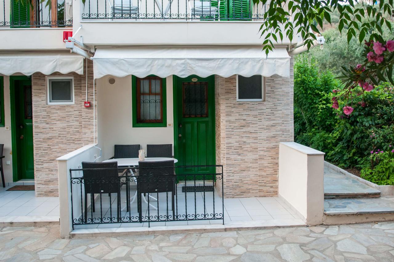 Stathopoulos Apartments Sampatiki Exterior foto